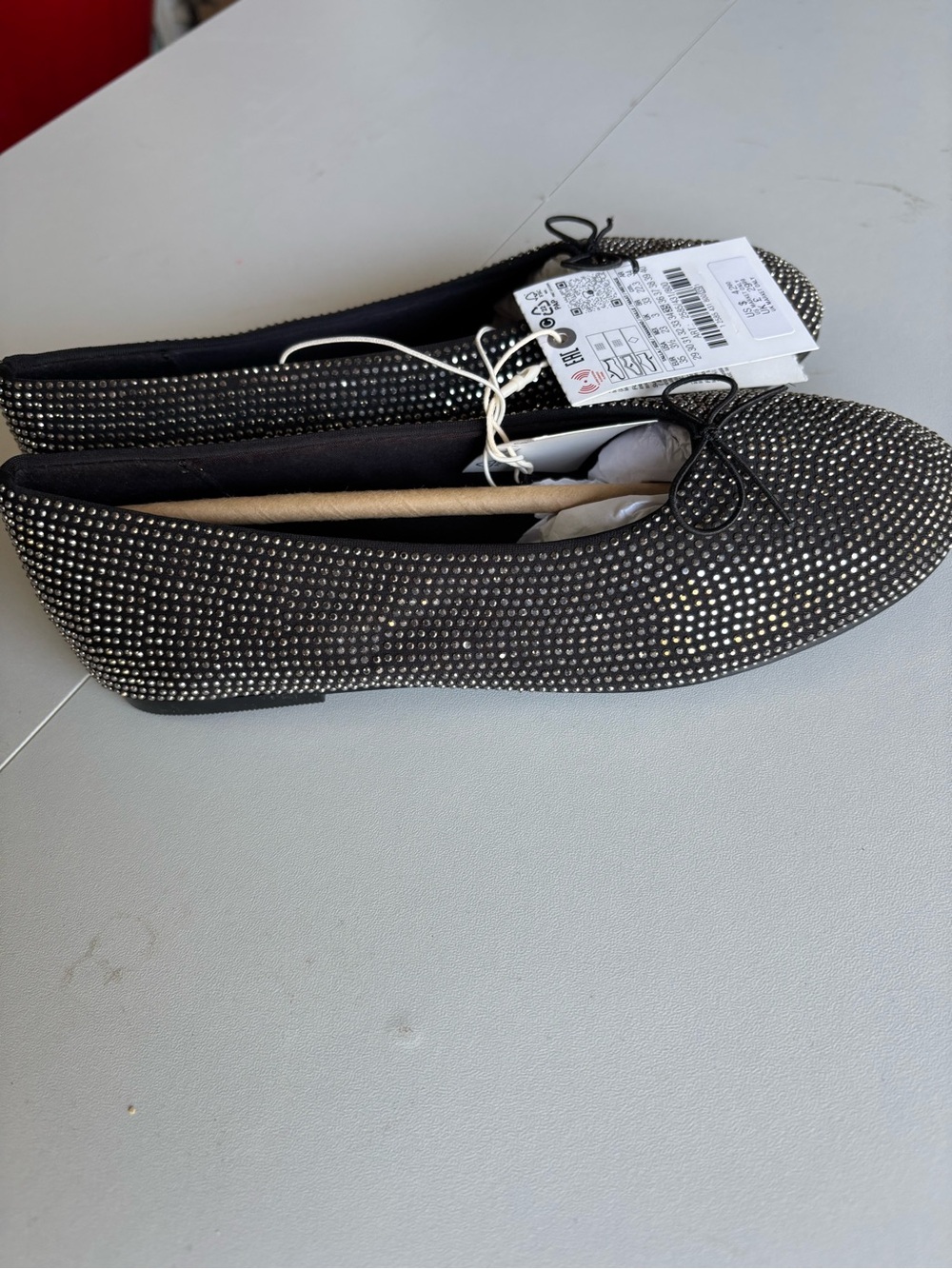 Zara Women's Black Rhinestone Ballet Flats - Elegant Sparkle